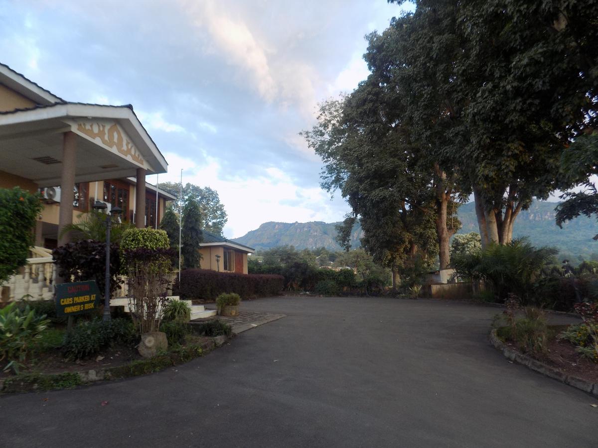 Kayegi Hotel Mbale Eksteriør bilde