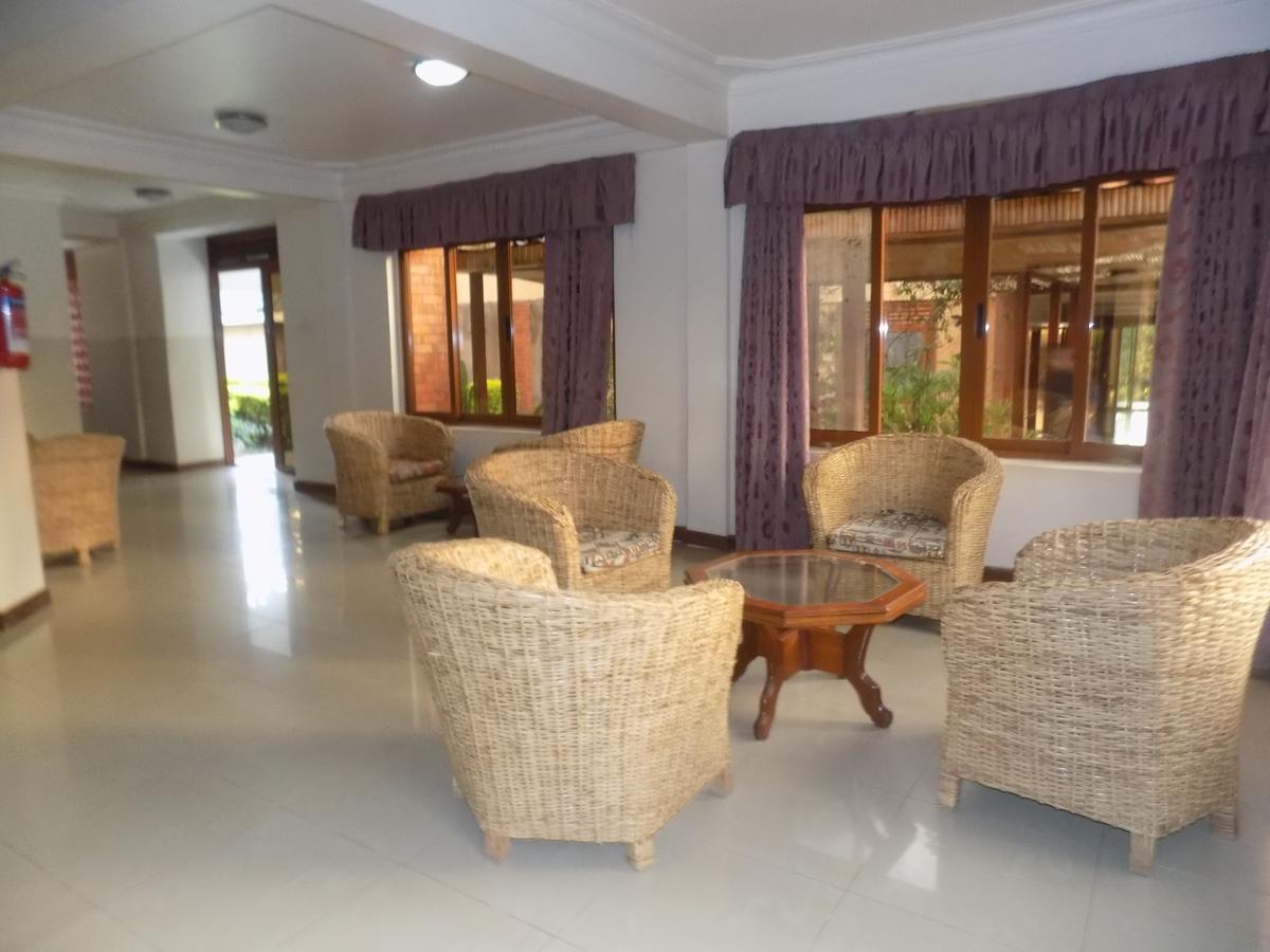 Kayegi Hotel Mbale Eksteriør bilde