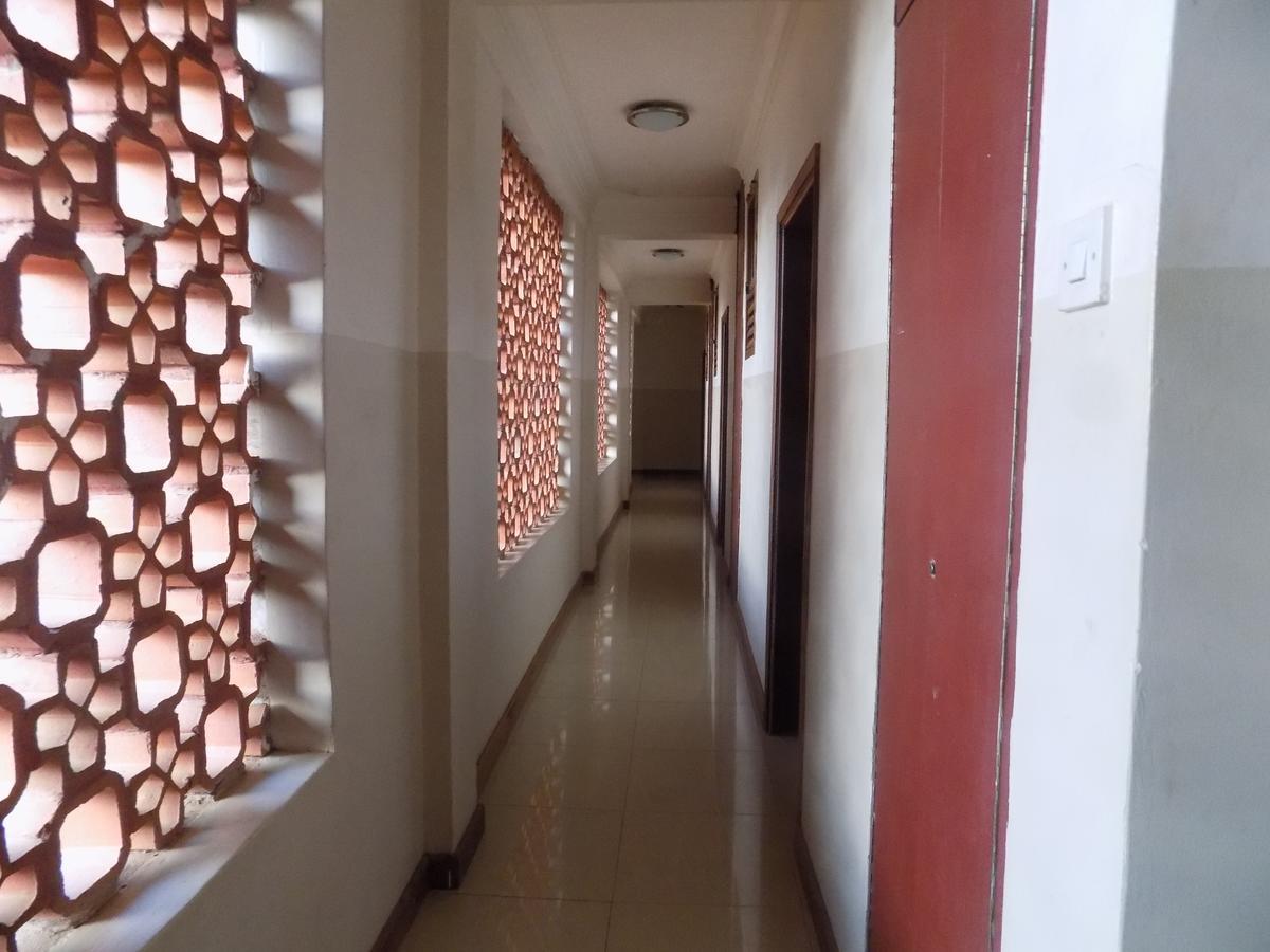 Kayegi Hotel Mbale Eksteriør bilde