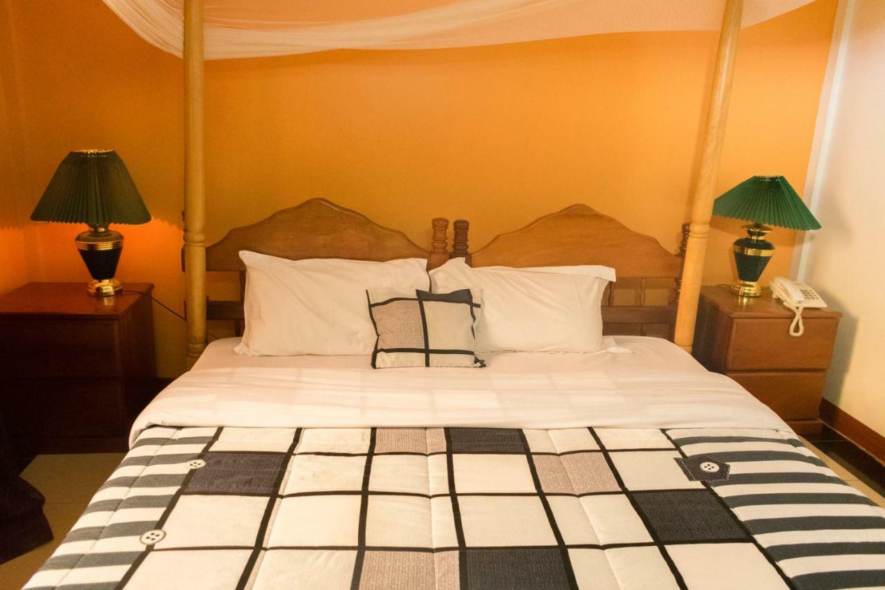 Kayegi Hotel Mbale Eksteriør bilde