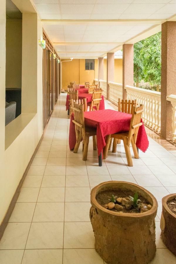 Kayegi Hotel Mbale Eksteriør bilde