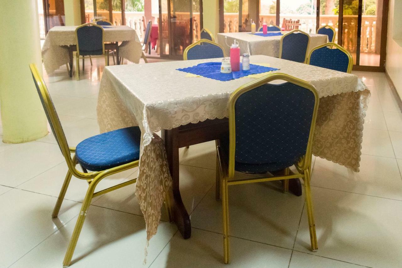 Kayegi Hotel Mbale Eksteriør bilde