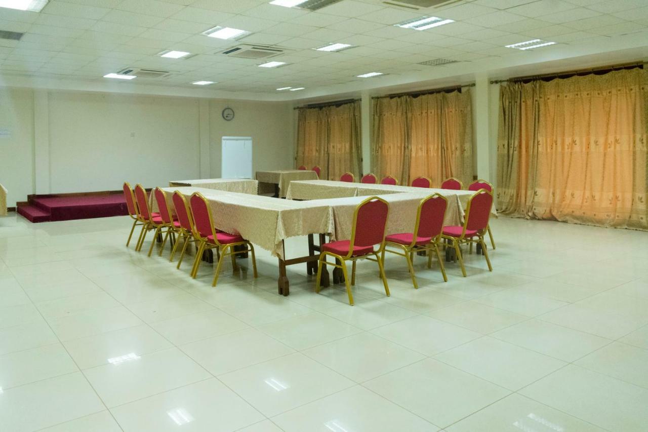 Kayegi Hotel Mbale Eksteriør bilde