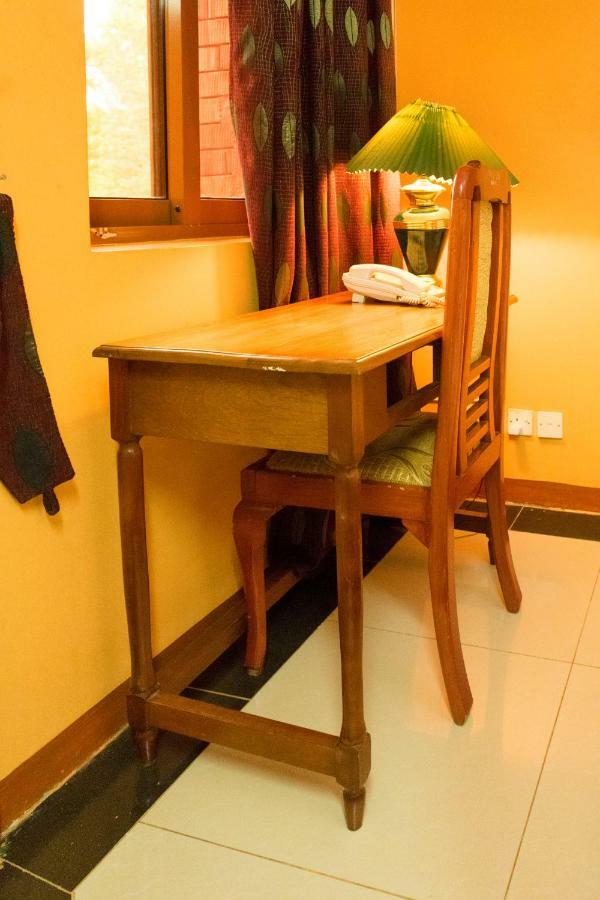 Kayegi Hotel Mbale Eksteriør bilde