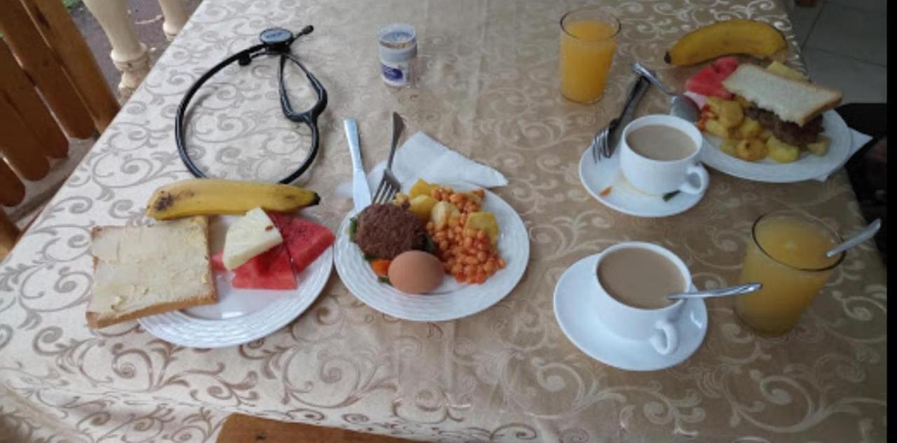 Kayegi Hotel Mbale Eksteriør bilde